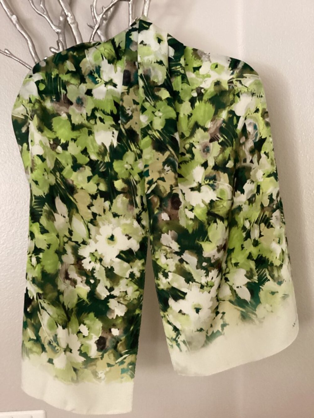 Anne Klein green flowered scarf (62 inches x 14 inches)